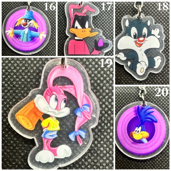 Looney Tunes KBK Acrylic Keychains - Picture 4 of 10